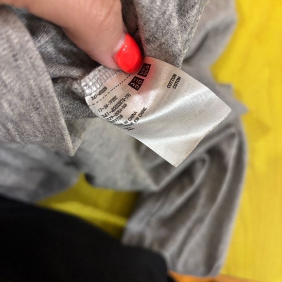 Uniglo long sleeve 100% cotton turtle neck - Picture 3 of 4